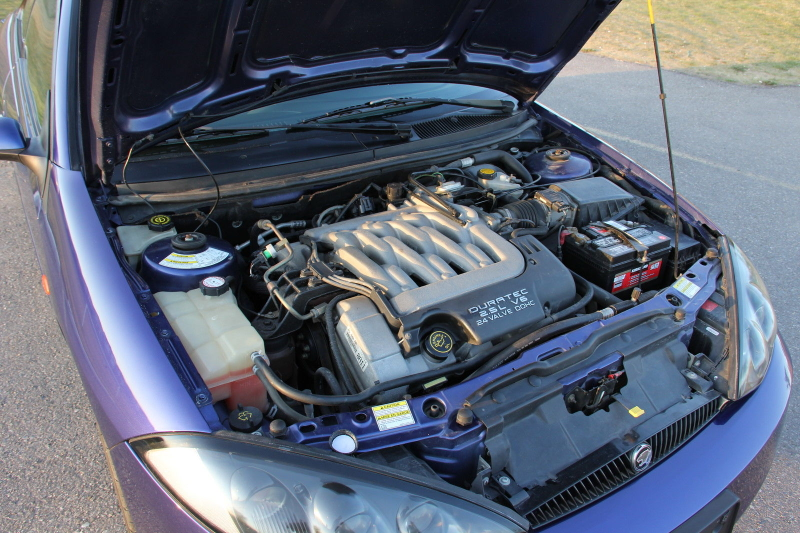 Illustration for article titled For $5,000, Is This Low-Mileage 1999 Mercury Cougar V6 The Cat’s Meow?